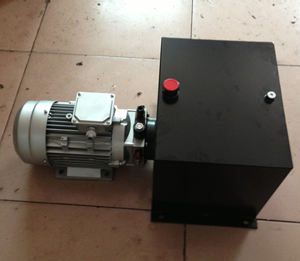 升降作業平臺控制系統